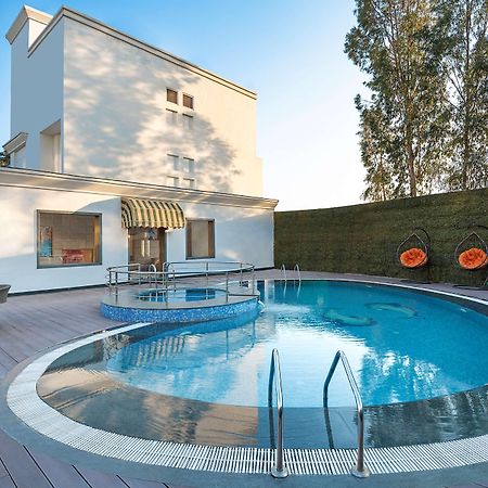 Country Inn & Suites By Radisson Chandigarh Zirakpur エクステリア 写真