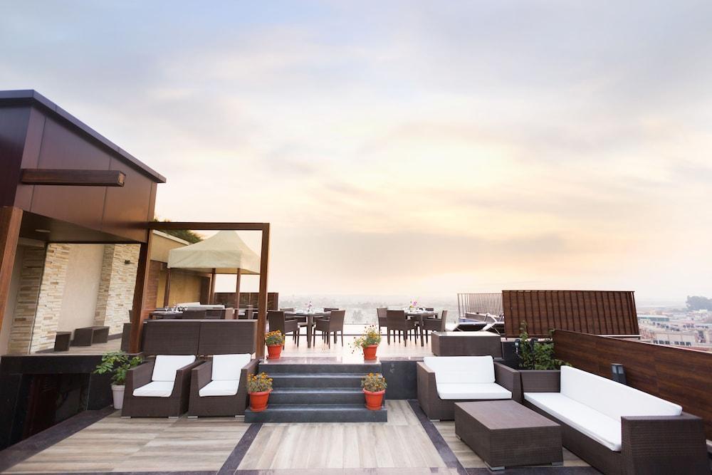 Country Inn & Suites By Radisson Chandigarh Zirakpur エクステリア 写真