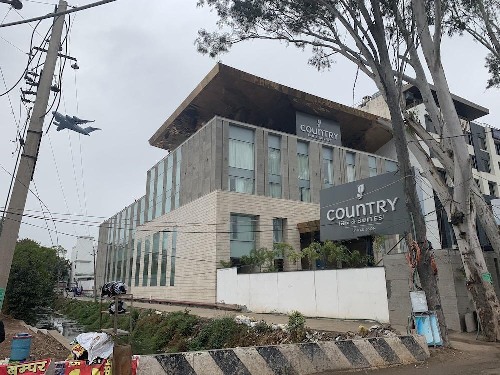 Country Inn & Suites By Radisson Chandigarh Zirakpur エクステリア 写真