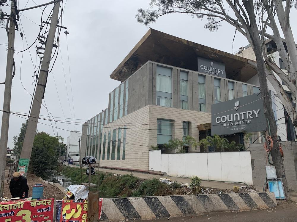 Country Inn & Suites By Radisson Chandigarh Zirakpur エクステリア 写真