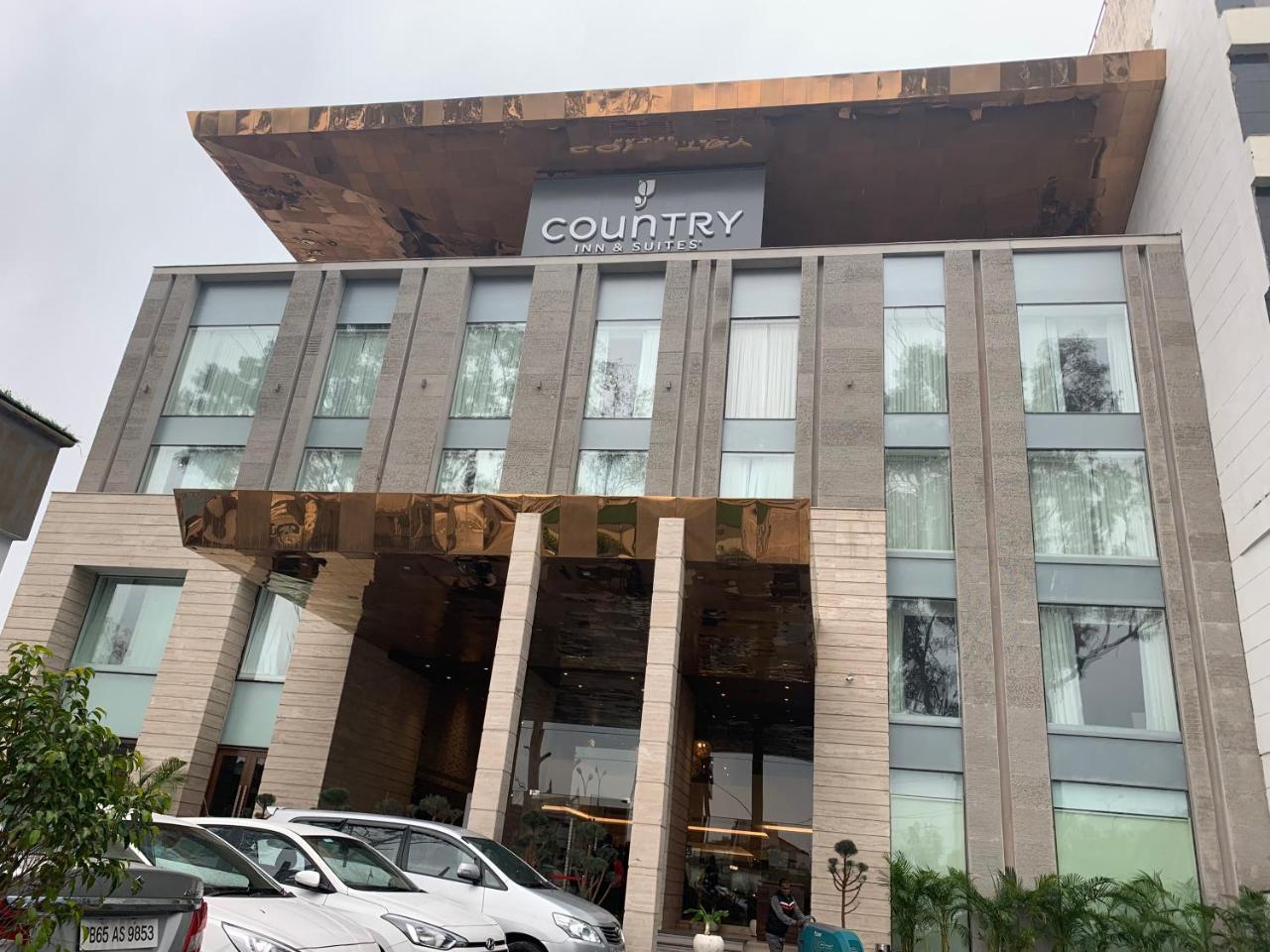 Country Inn & Suites By Radisson Chandigarh Zirakpur エクステリア 写真