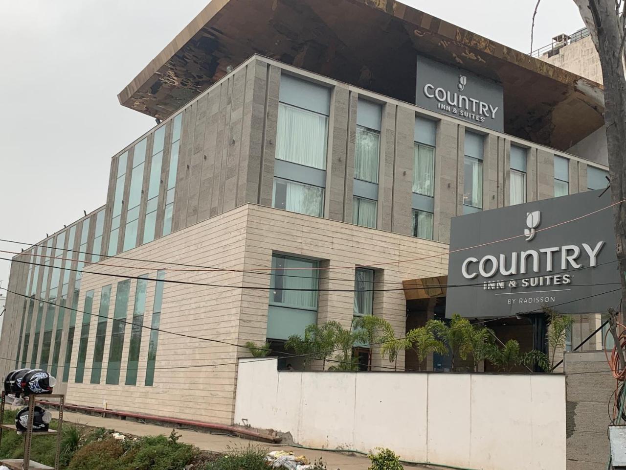 Country Inn & Suites By Radisson Chandigarh Zirakpur エクステリア 写真